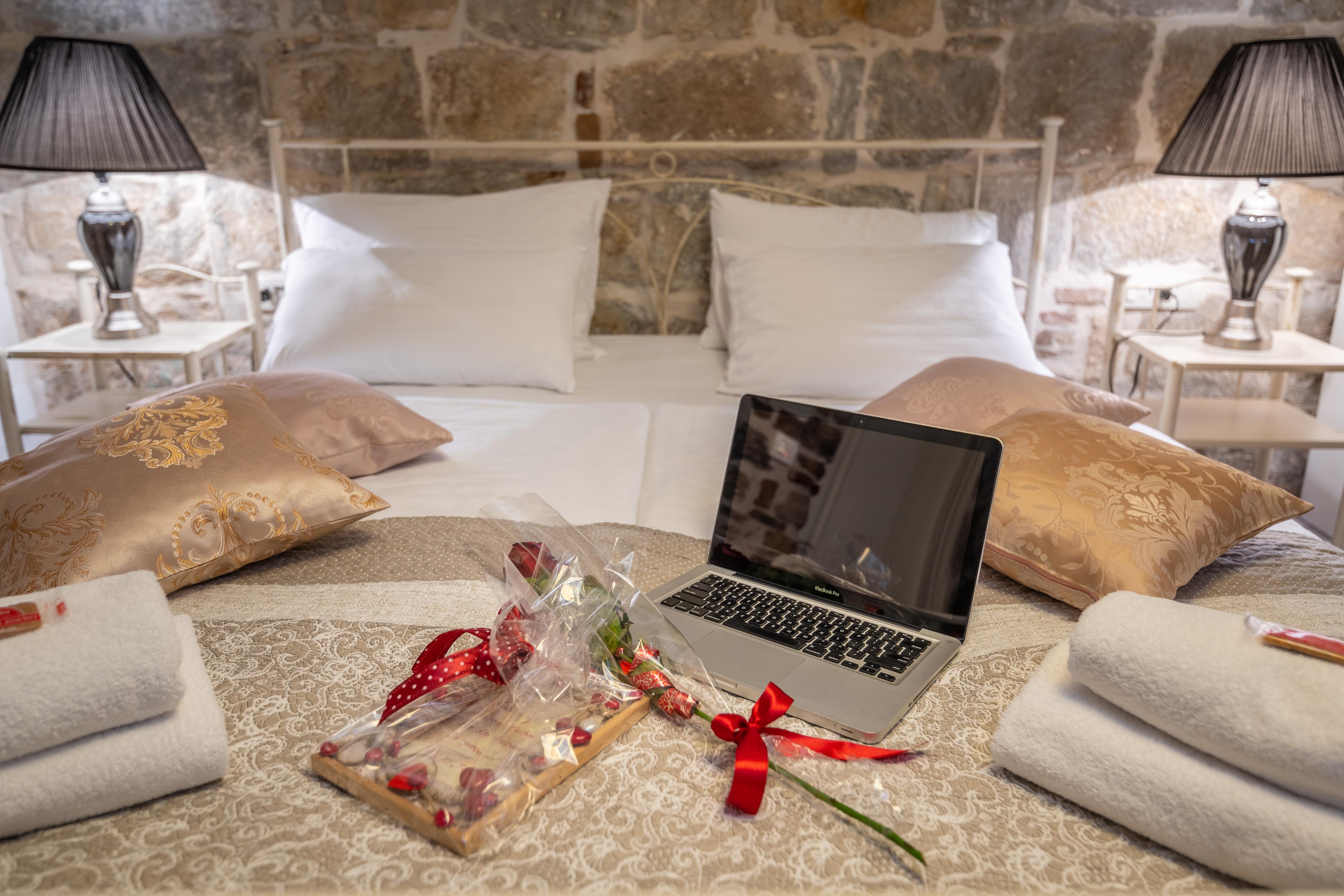 Heritage Palace Varos - Mag Quaint & Elegant Boutique Hotels Split Exterior photo