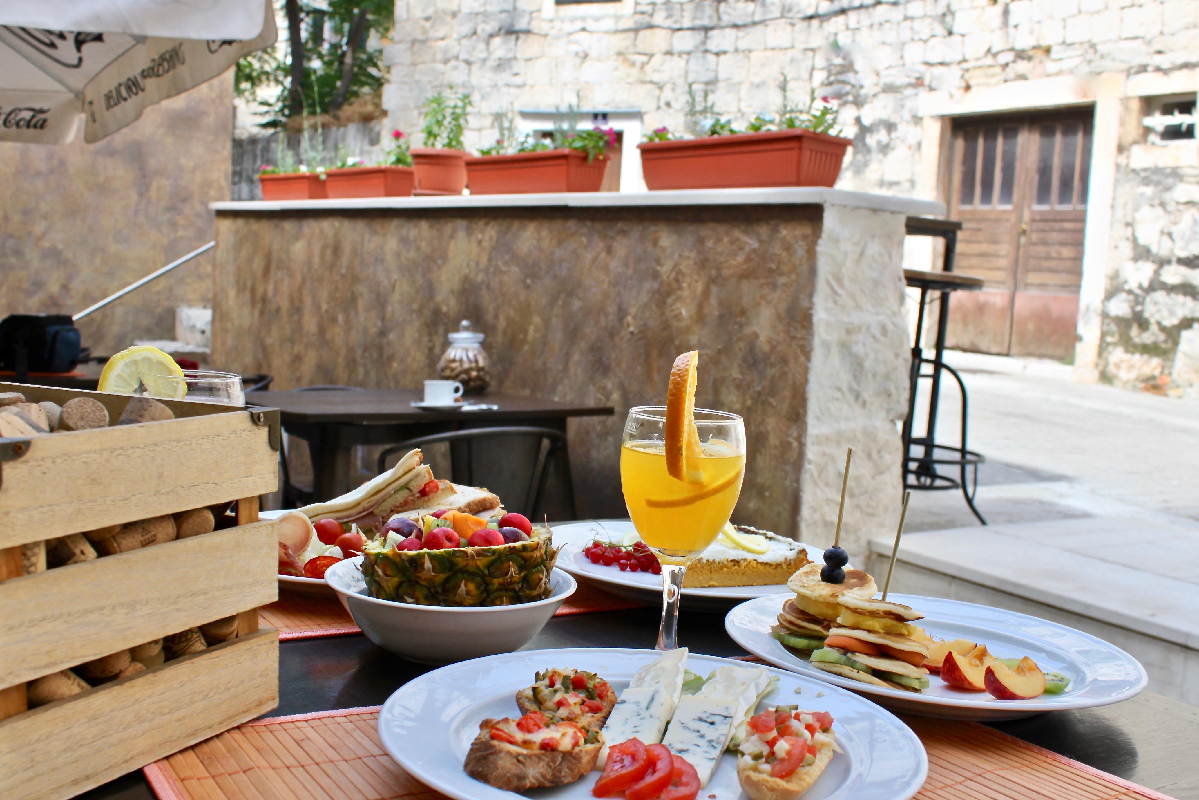 Heritage Palace Varos - Mag Quaint & Elegant Boutique Hotels Split Exterior photo