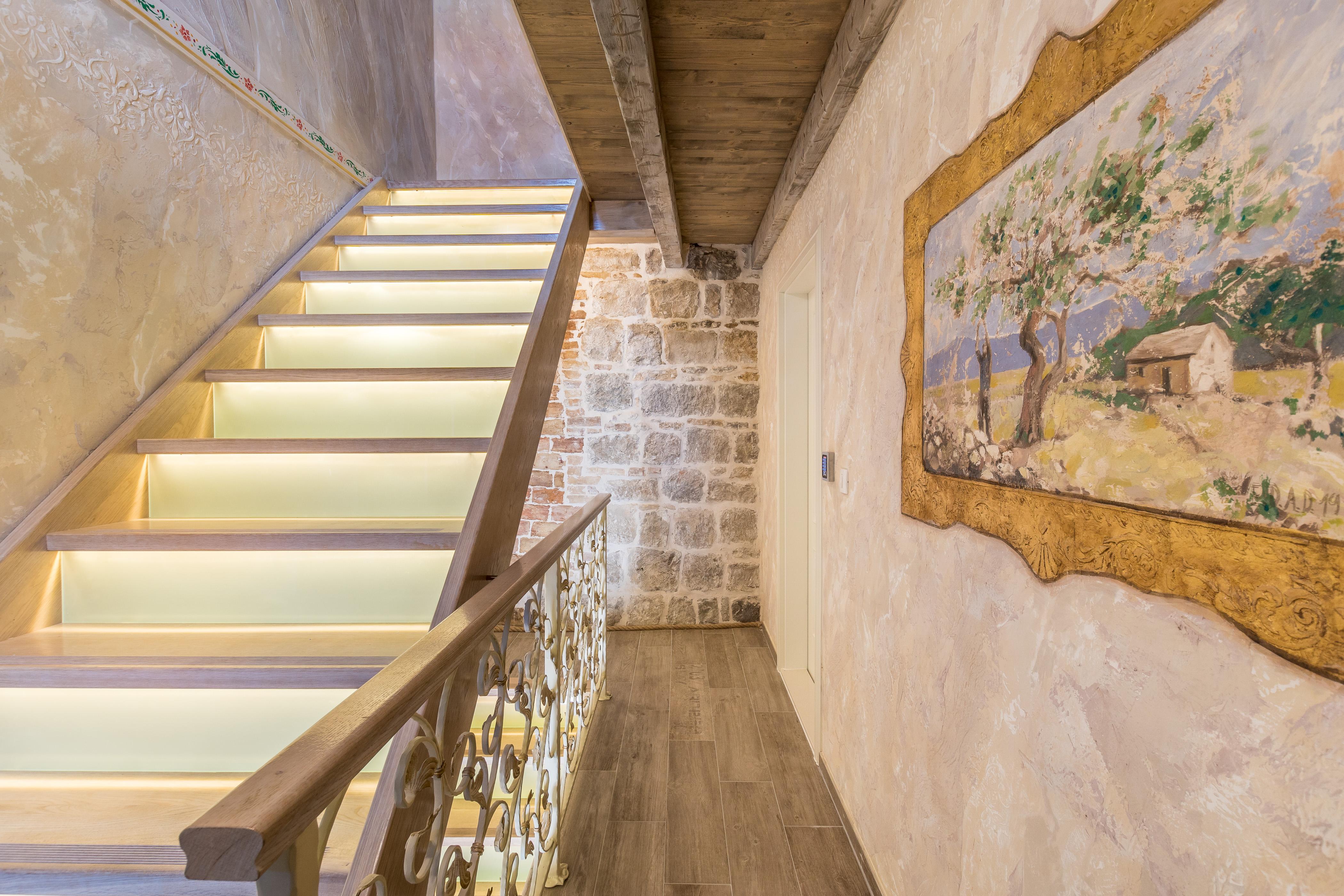 Heritage Palace Varos - Mag Quaint & Elegant Boutique Hotels Split Exterior photo